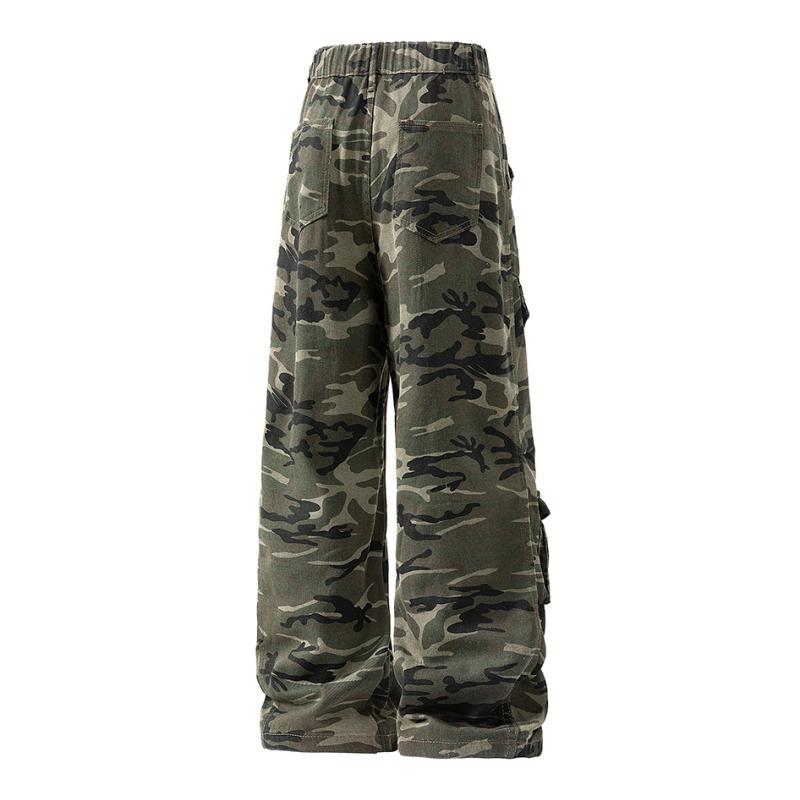 Men’s retro camouflage cargo pants, micro-flare camouflage denim jeans, new casual cargo-style pants, unisex high-street fashion loose straight-leg drop-crotch wide-pocket casual trousers, comfortable breathable fabric, suitable for everyday wear and outd
