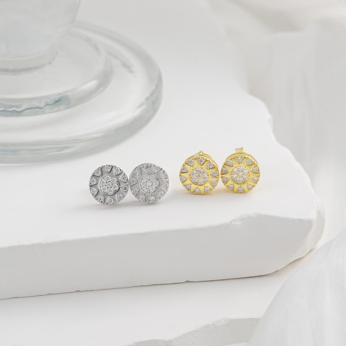 Delzzad Sunburst Glow Stud Earrings VVS Synthetic Moissanite S925 Studs Unisex Earrings Jewelry Perfect Birthday Mother’s Day Christmas Gift for Men Women Silver Earrings Golden Earrings Wedding Set