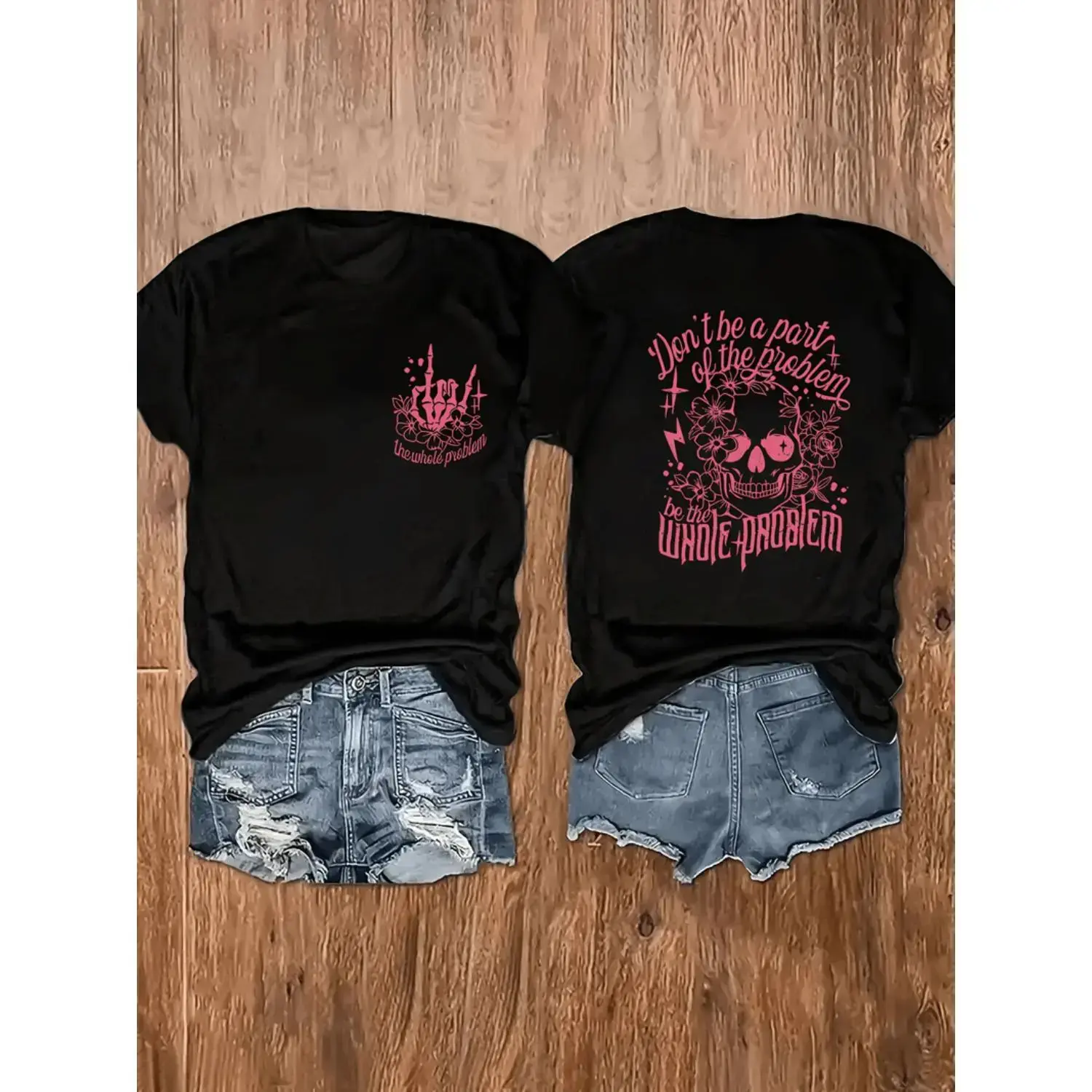 Women's Casual Skull Graphic T-Shirt, Lightweight Short Sleeve Crew Neck Top with Seamless Design in Soft Cotton Fabric