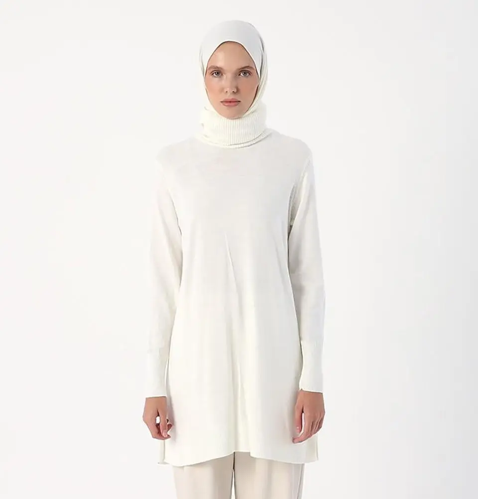Modest Muslim Women's Long Turtleneck Tunic - 94017 Ecru