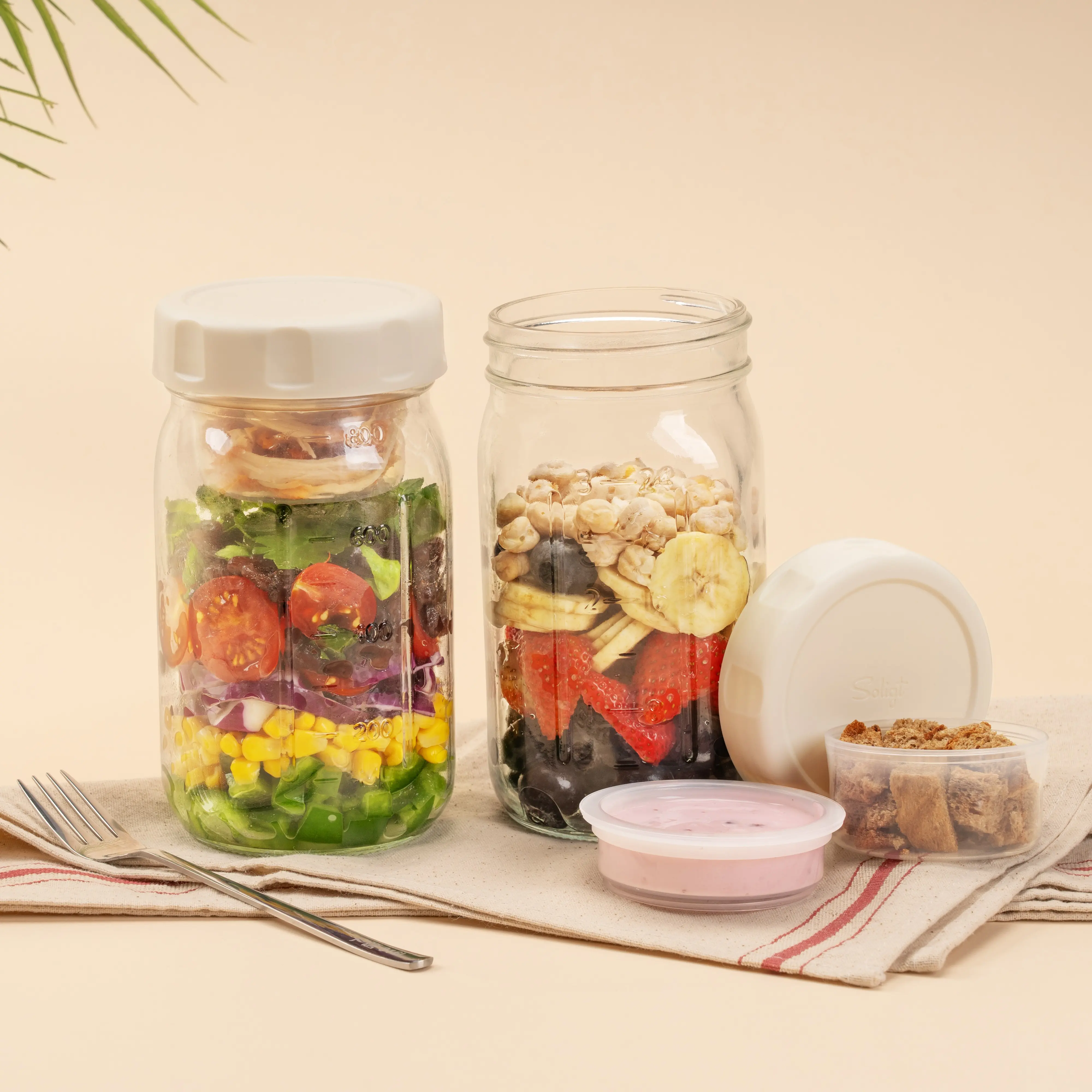 SOLIGT Glass Salad Jars with Lids, 4 Pack 32oz, Leakproof Container for Lunch - Two Small Built-in Boxes with Wet/Dry Separation for Salad Dressing and Dry Ingredients, Mason Jars for Meal Prep  Glass   Bpa Free Containers Vegetable Storage Container