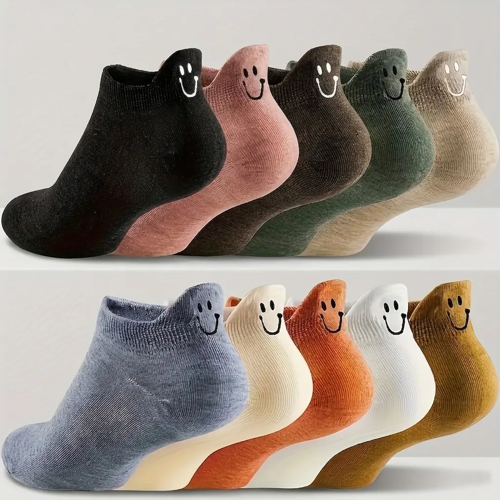10 Pairs Smiley Face Ankle Socks for Women - Cute Embroidered Happy Face Low Cut Socks, Anti-Slip Breathable Cotton Casual Sneaker Socks, Summer Daily Gift