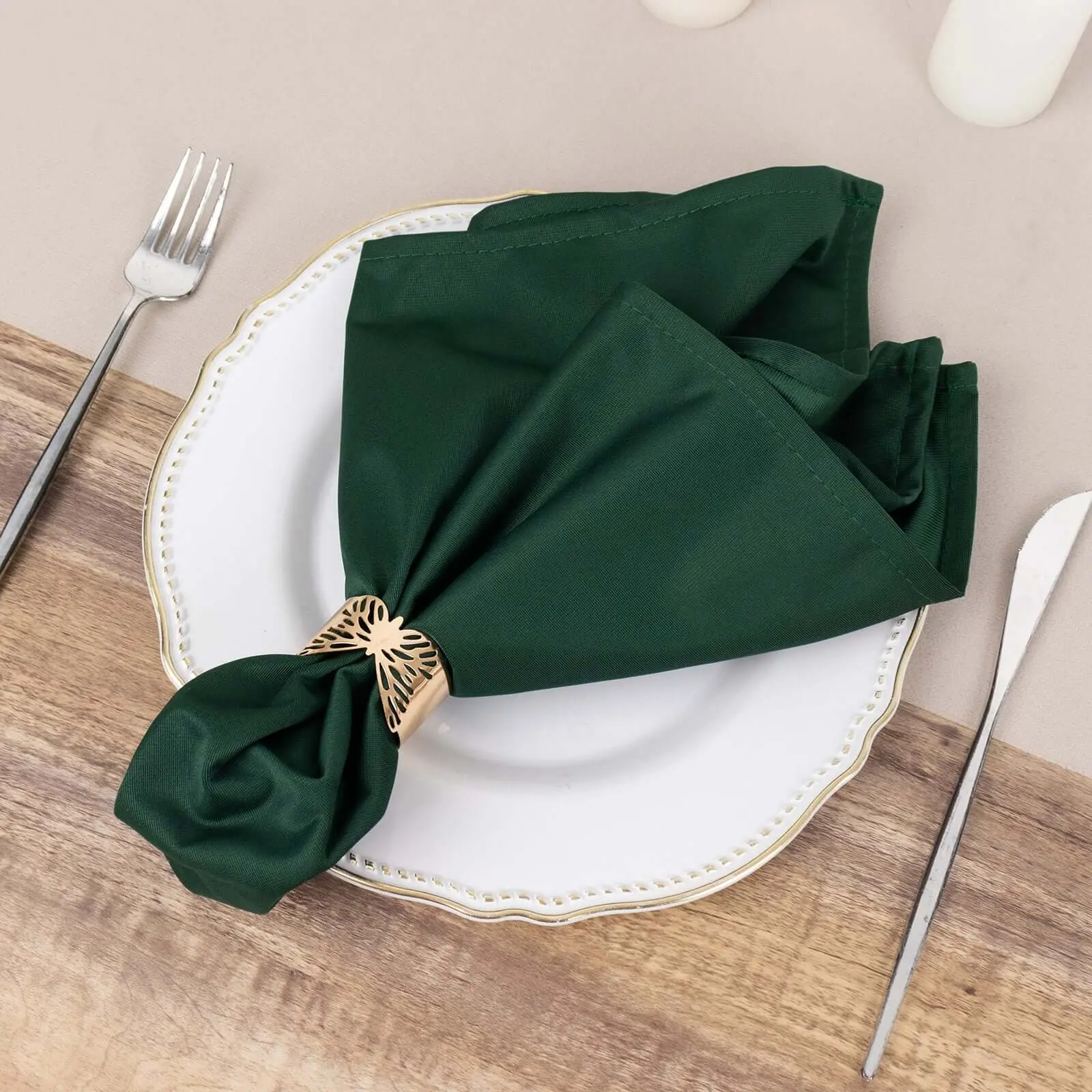 5-Pack 20"x20" Hunter Emerald Green Plain Reusable Fabric Napkins - Wrinkle-Free, Machine Washable Scuba Cloth Tableware for Restaurants, Birthday Occasions