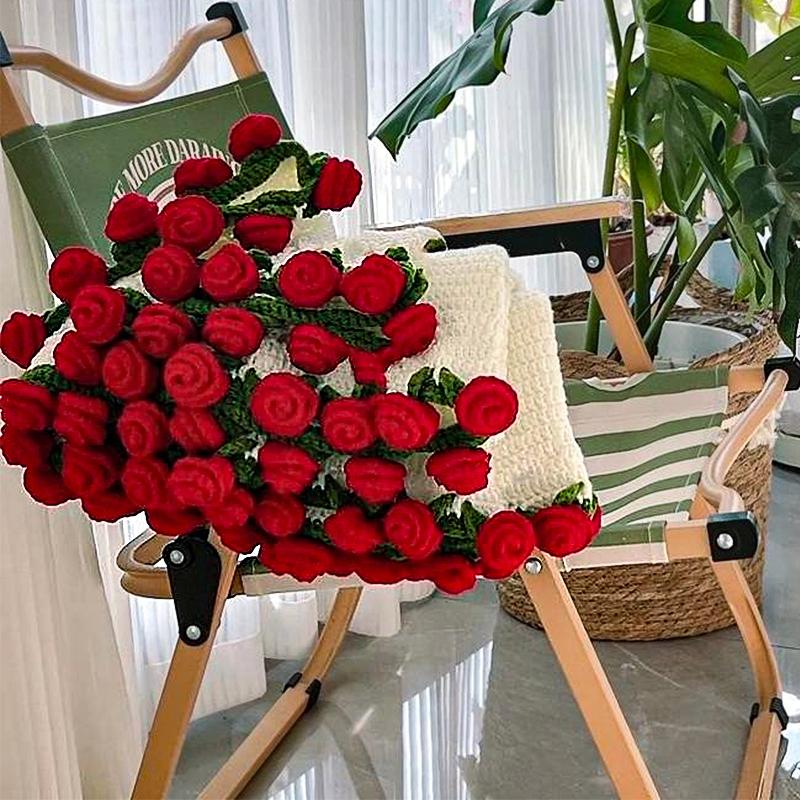 【FaddishDeal】Crocheted Bouquet Blanket, Handmade Soft, Lightweight, and Romantic Rose Knitted Shawl Blanket. Home decor, the perfect gift for Mom.