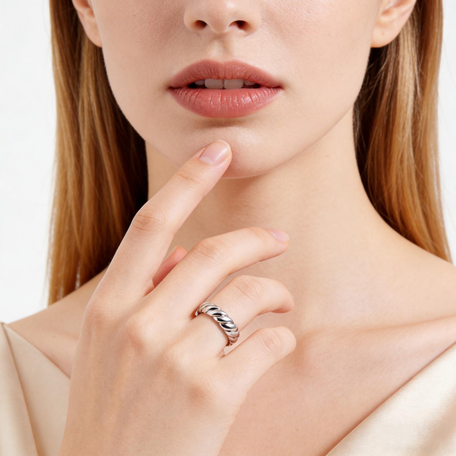 Delzzad Chunky Ring Braided Band Ring Copper Twist Rope Ring Fashion Accessories for Women Engagement Wedding Anniversary Valentine's Day Christmas Gifts