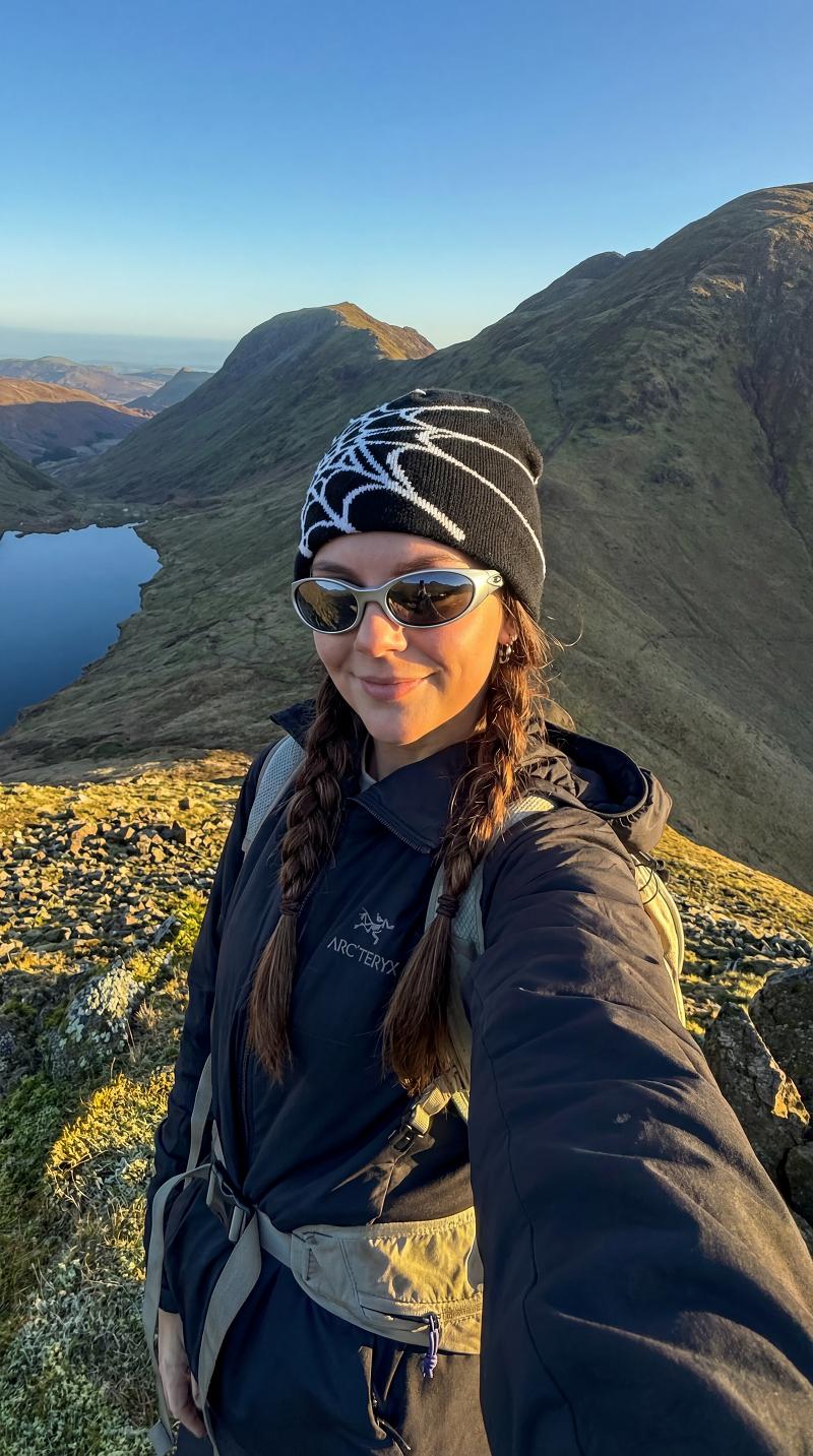 Y2K Beanie Spider Hat Unisex Cozy Fall Winter Cap & Fashion Statement Warm Soft Beanie for Skiing, Daily, Hiking, Street Dance Skateboard and Biking Perfect for Gifts