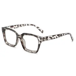 Glossy Black Leopard Print Optical Glasses Lightweight Face Shape Enhancer Daily Wear Decorative Eyewear Fashion Accessory