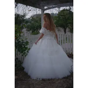 The Tulle Heroine Tournure