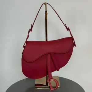 Pre-owned Leather Shoulder Bags Christian Dior Ultra Matte Saddle Handbag Medium Red