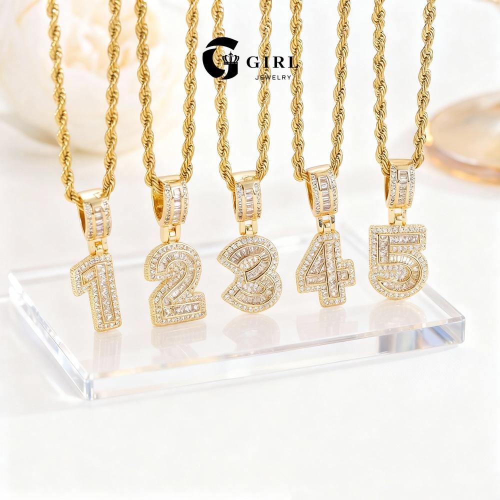 GGIRL Number Pendant Brass 18K Gold Plated 0~9 lucky Number Necklace for Men and Women - Number 0-9 Pendant 23.6 inch Chain Gift for Holiday Haul Christmas Birthdays Anniversaries GGIRL Number Pendant Brass 18K Gold Plated 0~9 lucky Number Necklace for Men and Women - Number 0-9 Pendant 23.6 inch Chain Gift for Holiday Haul Christmas Birthdays Anniversaries