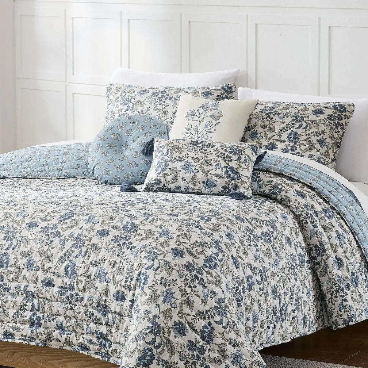 Lush Decor Lillian Block Print Reversible Quilt 6 Set - Classic Floral Microfiber with Polyfill - OEKO-TEX Certified - Machine Washable