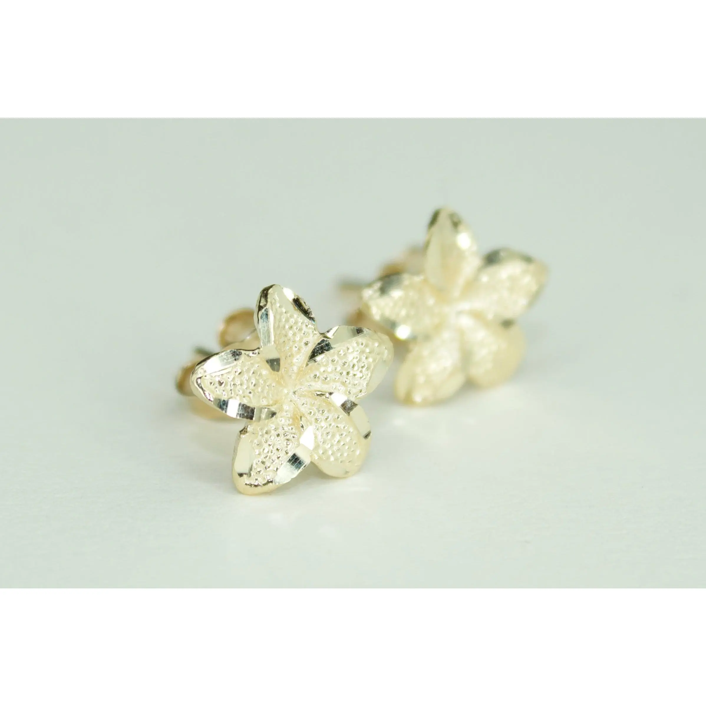 Eternal Hibiscus Studs