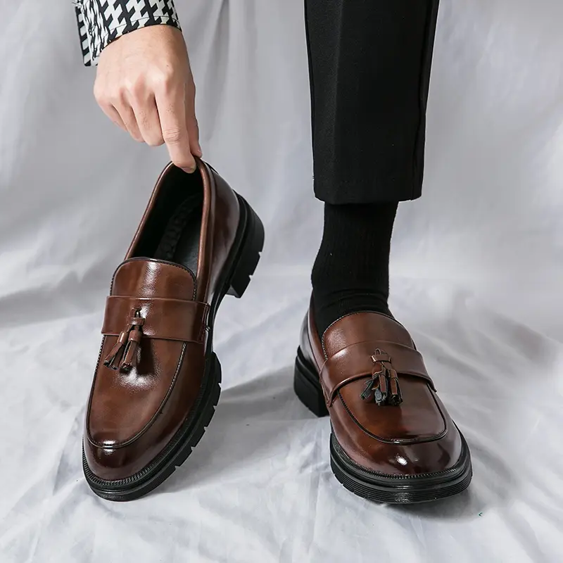 Men's Tassel Slip-On Loafers Comfort Wide Round Toe Non Slip Lug Sole Slip On Dress Shoes Business Office Casual Shoes Footwear Flat Flatform Formal Boy Slipon