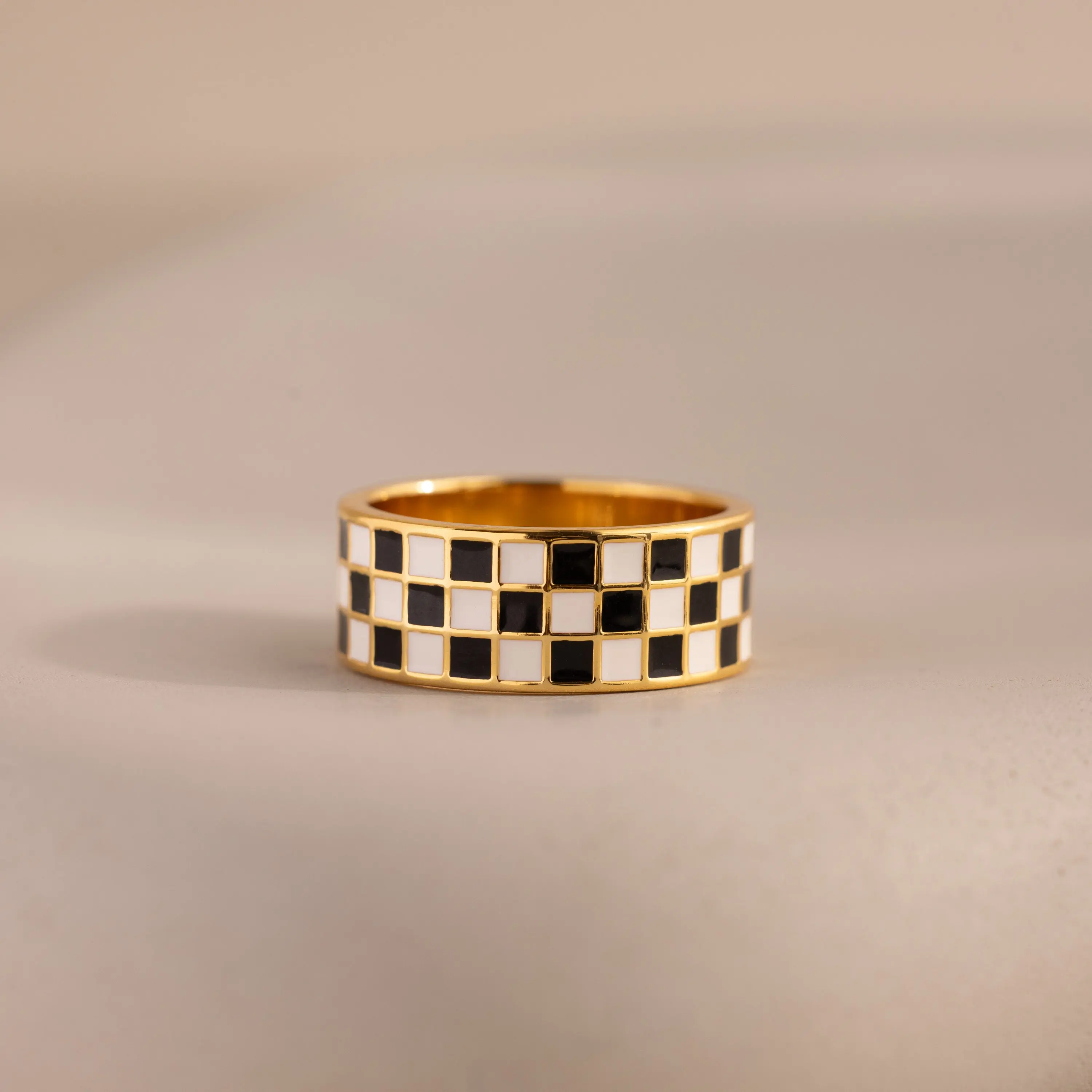 Thick Checkered Ring by Caitlyn Minimalist - Chunky Black and White Statement Ring - Retro Style Gold Jewelry - Best Friend Gift