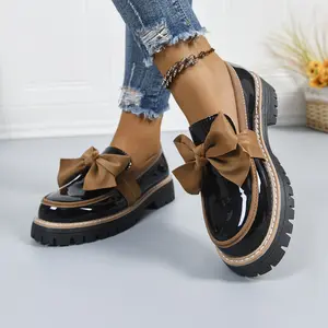 Women's Platform Loafers Bow Patent Leather Chunky Lug Sole Slip On Shoes Fashion Casual Preppy Style Comfort Round Toe Dress Loafers Trendy Thick Sole Work Office School Shoes Cute Aesthetic Platform Shoes for Women