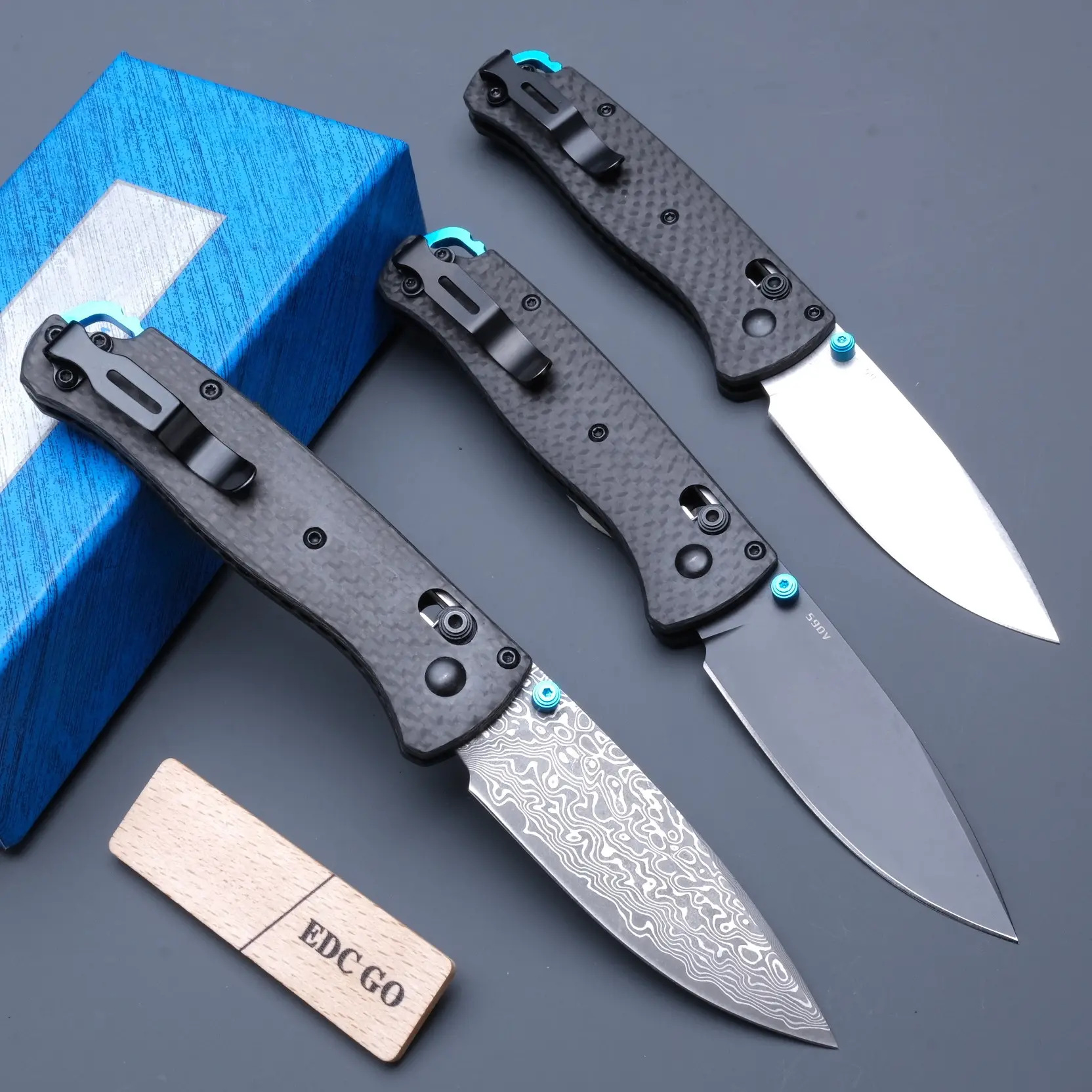 535 Outdoor Folding Knife - Carbon Fiber Handle, High Hardness Damascus Steel Blade, Rugged Outdoor Knives, Portable EDC Tool for Camping, Driving