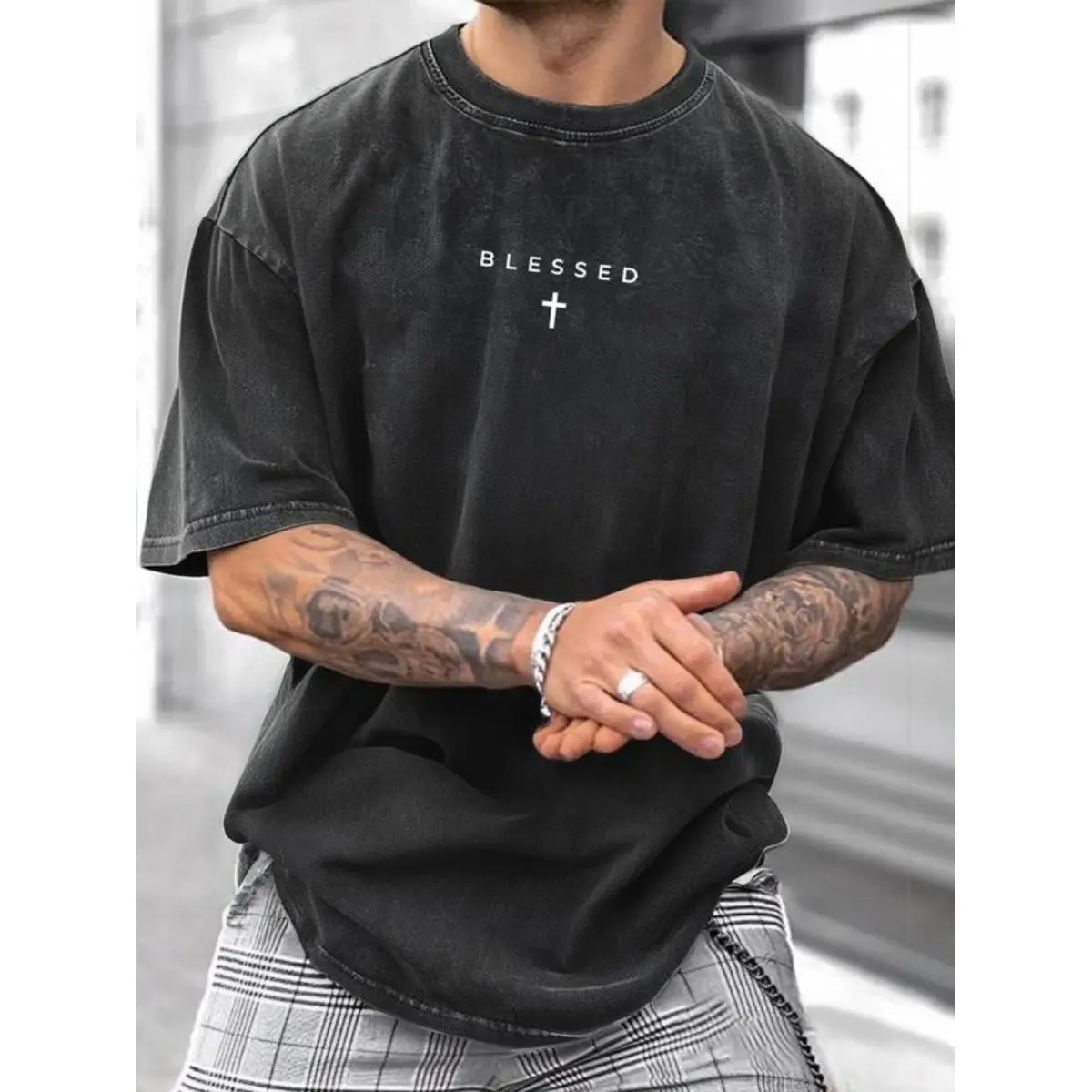 Men's Smooth Soft Cross & Letter Print Round Neck Short-Sleeve T-Shirt, Breathable Menswear Streetwear Top for Summer Daily Casual Wear, Beige