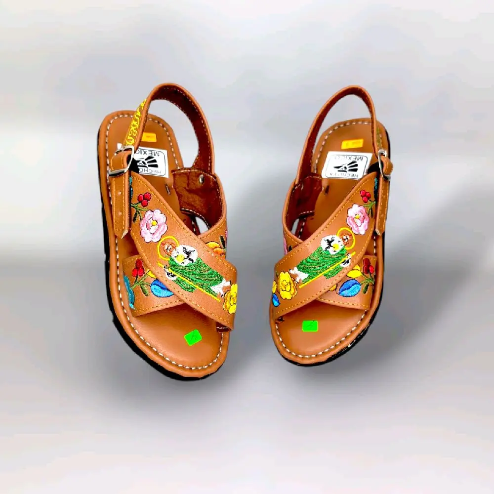 HUARACHES FLOR OAXACA Handmade Embroidered Women's Sandals with Artisanal Rubber Sole & Acolchonada Insole for Fashionable Casual Wear, Ankle Flat Sandals, Boho Casual Sandals Floral Embroidered Sandals Casual Trendy Sandals