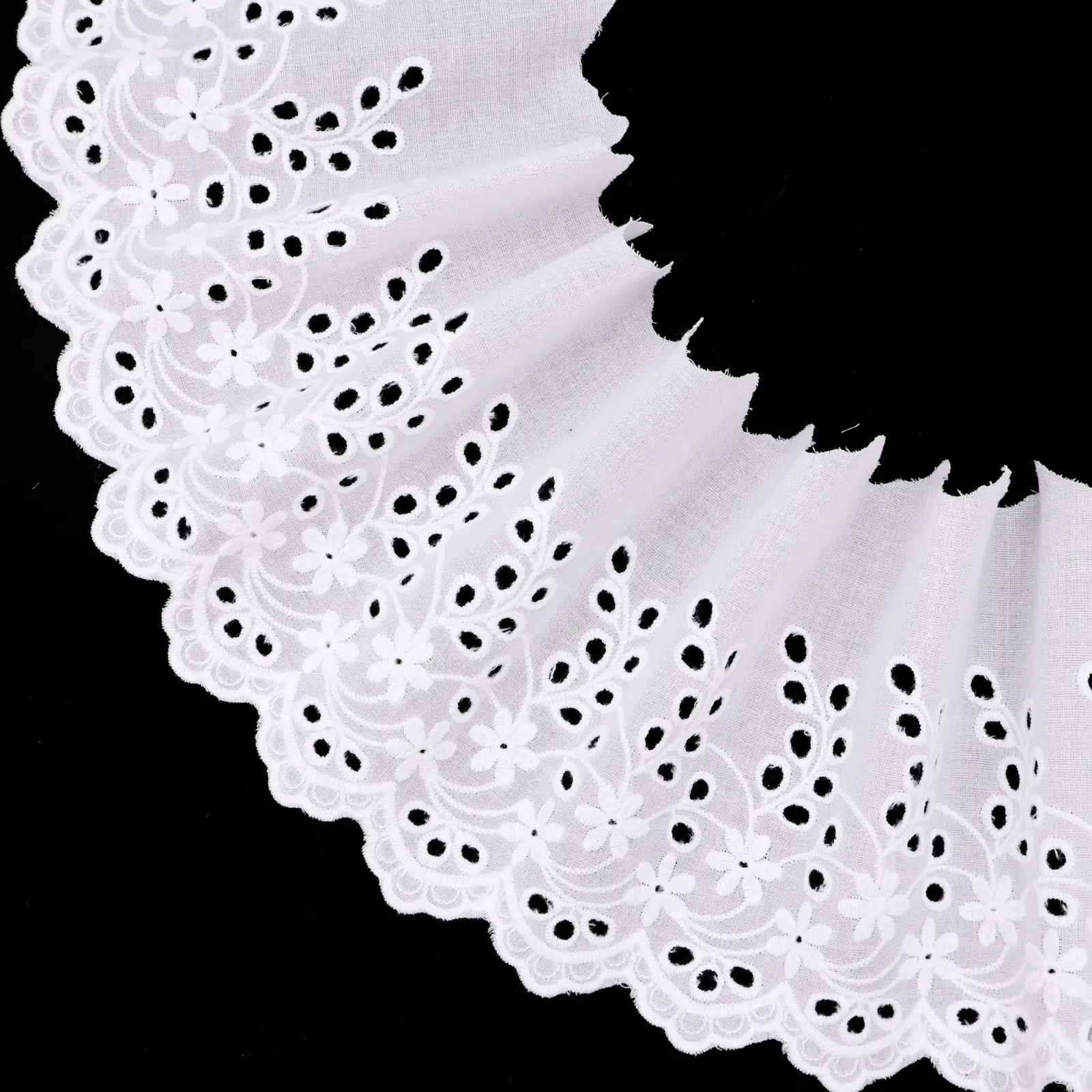 IDONGCAI Breathable Embroidered Cotton Eyelet Lace Trim - Floral Scalloped Design for New Moms, Crafters & Seamstresses, Breathable Lace, Embroidered Lace Trim