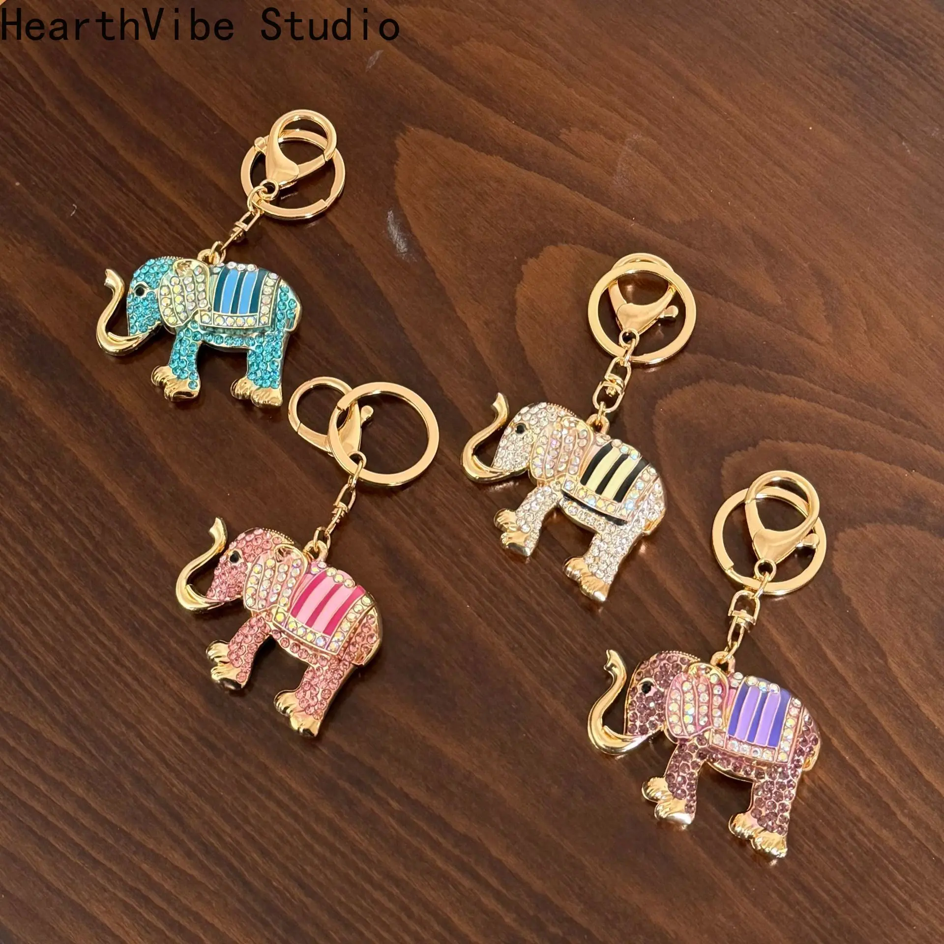Glamorous Elephant Shape Keychain, Sparkling Crystal Rhinestone Women's Bag Pendant, Bling Bling Holiday Travel Souvenir Charm, Bling Bling Keychains, Keychain Jewelry