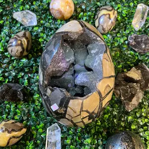 Crystal Dreams 2 -Live Claim Natural Crystal Tower for Home Decoration Elegant Centerpiece Bookend Display Shelf Wedding Meditation Space Gift Idea