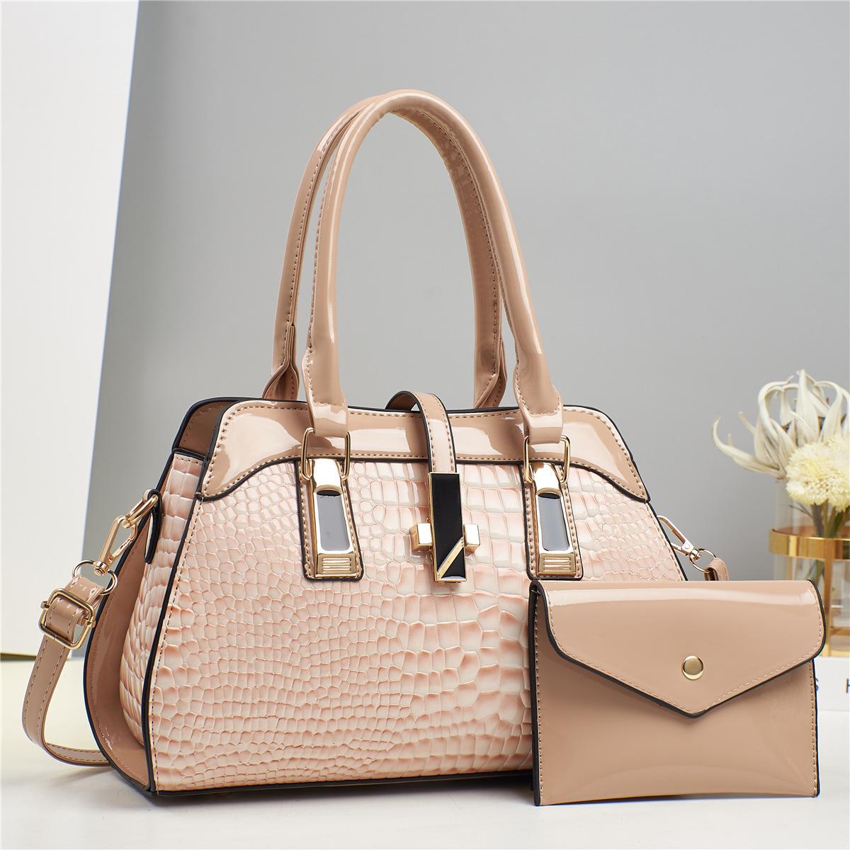 Crocodile Pat tern  Handbag for Women,2026 New Fashion Large  Capacity Handbag with Adjustable Strap, Zipper Closure, Wristlet, And Edge Paint, Mother-Son Matching Design