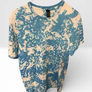 Live sale Stencil T Shirt (Claim on live)