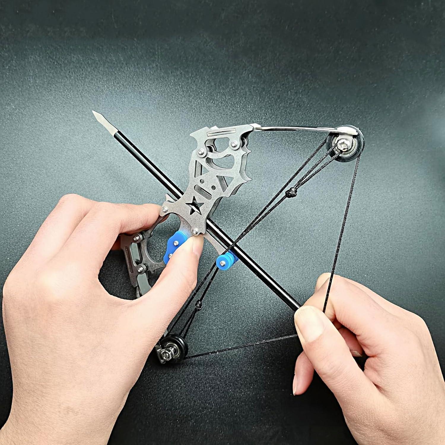 (1 pack) Compound bow and arrow set, suitable for target archery and small game hunting, portable survival bow, ideal gift, suitable for both left-handed and right-handed users. (1 pack) Compound bow and arrow set, suitable for target archery and small game hunting, portable survival bow, ideal gift, suitable for both left-handed and right-handed users.