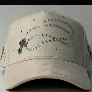 Gorra Rosario Baseball Cap with Rhinestone Embellishments and Cross Decoration for Stylish Wear