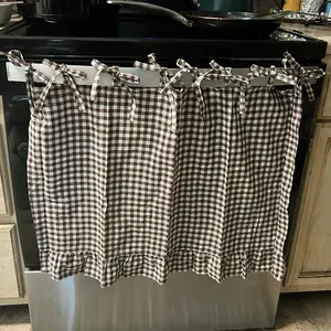 Cottagecore Farmhouse Oven Skirt and Stove Top Cover - Black and White Gingham Pattern Kitchen Decor with Ruffles, Dustproof Design, Household Dust Cover, Hob Cover