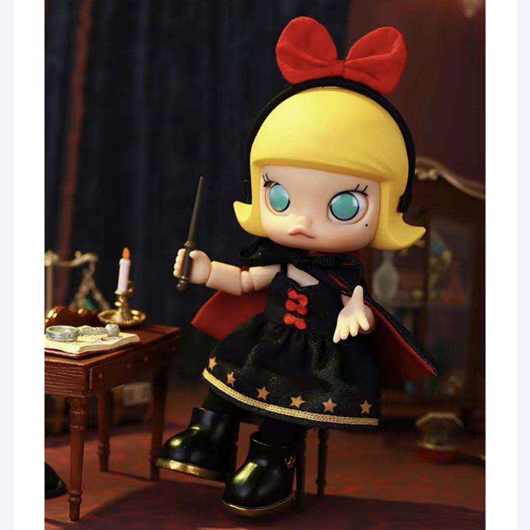 (cat10135)Molly Action Figures