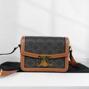 Pre-owned Celine Leather Shoulder Bags 7.28'' R3149 Shoulder Bag C9208208786 0128 T1 Chloe