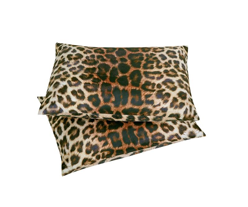 Designer 3D Leopard Bedding Set – Luxury Reversible Embroidered Comforter, 5 Pieces, King & Queen Sizes, Microfiber, Accent Pillows, Soft & Comfortable