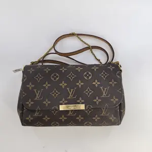 Pre-owned Louis Vuitton Canvas Shoulder Bags Monogram Favorite MM BF0078