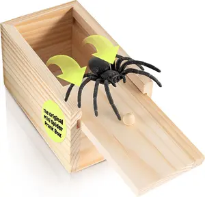 Mini Spider Prank Box - Surprise Wooden Gag Gift, Perfect for Birthday, Halloween & Birthday Pranks, April Fools Day, Harmless Joke with Rubber Spider, Startling & Reusable Prank Kit