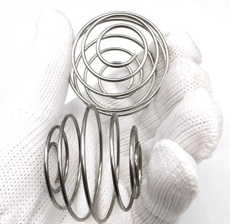 6Pcs Durable Stainless Steel Shaker Mixer Balls with Cover - 2.1'' x 1.7'' Rust Resistant Wire Whisk Strainers, Kitchen & Bar Mixing Tools for Most Bottles, US Stock Utensils