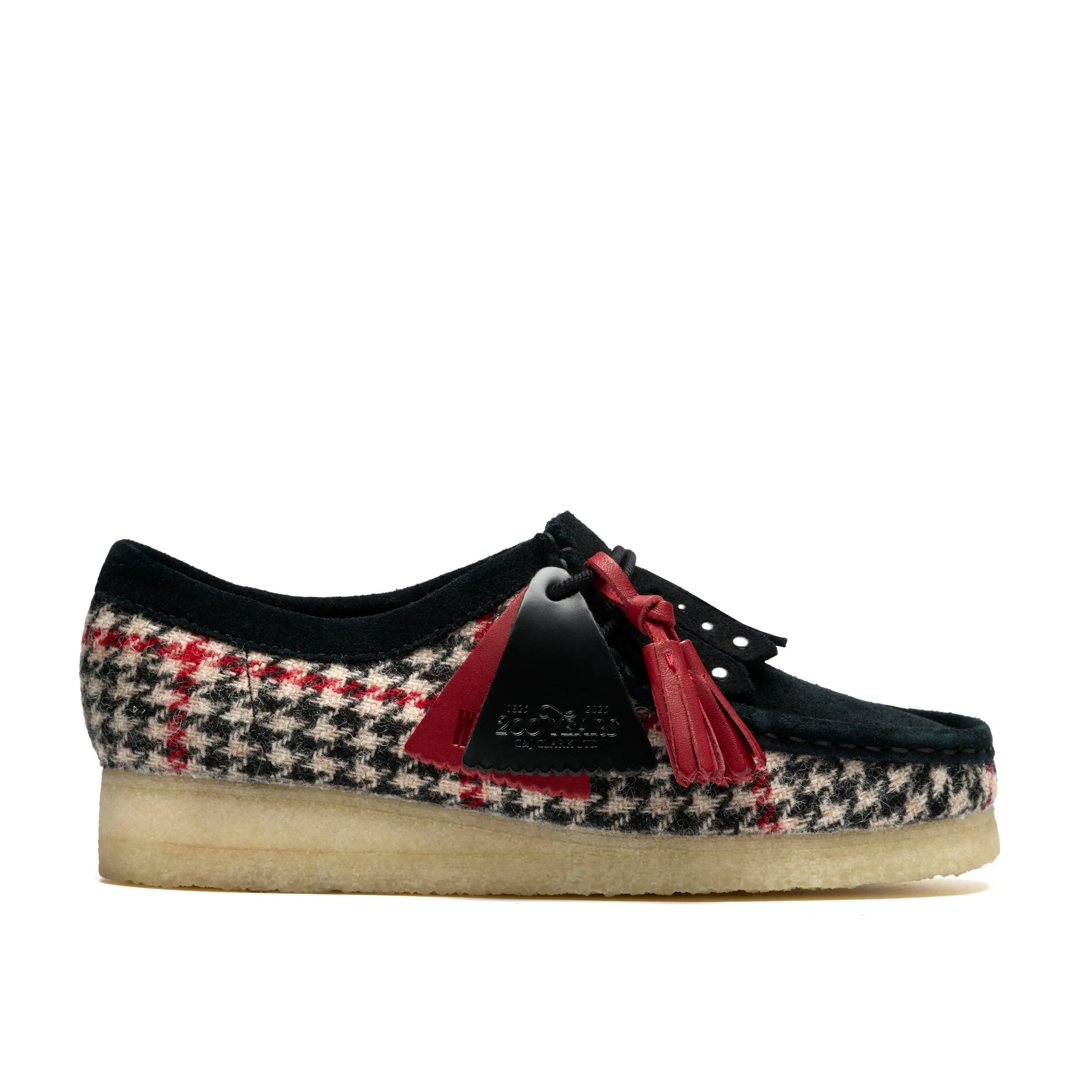 Clarks Originals Womens Wallabee. Wallabees