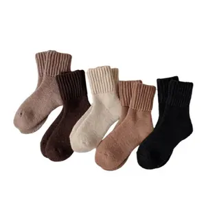 5-Pack:Winter women's , thick terry cloth , strong warmth, fashionable and versatile design suitable for various occasions women socks Womenswear