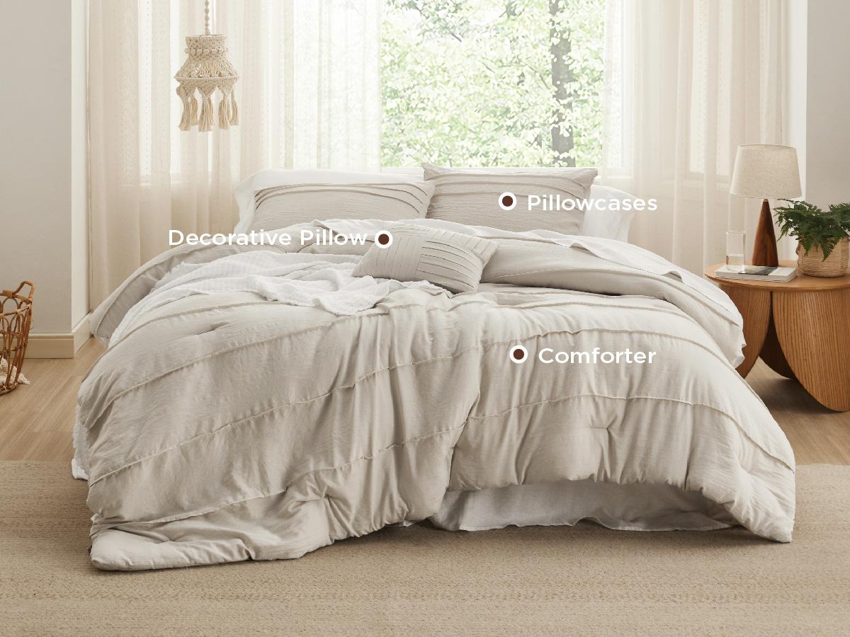 Comforter Set - 4 Pieces Pinch Pleat Bed Set, Boho Bedding for All Season, 1 Soft Comforter, 2 Pillowcases, 1 Decorative Pillow