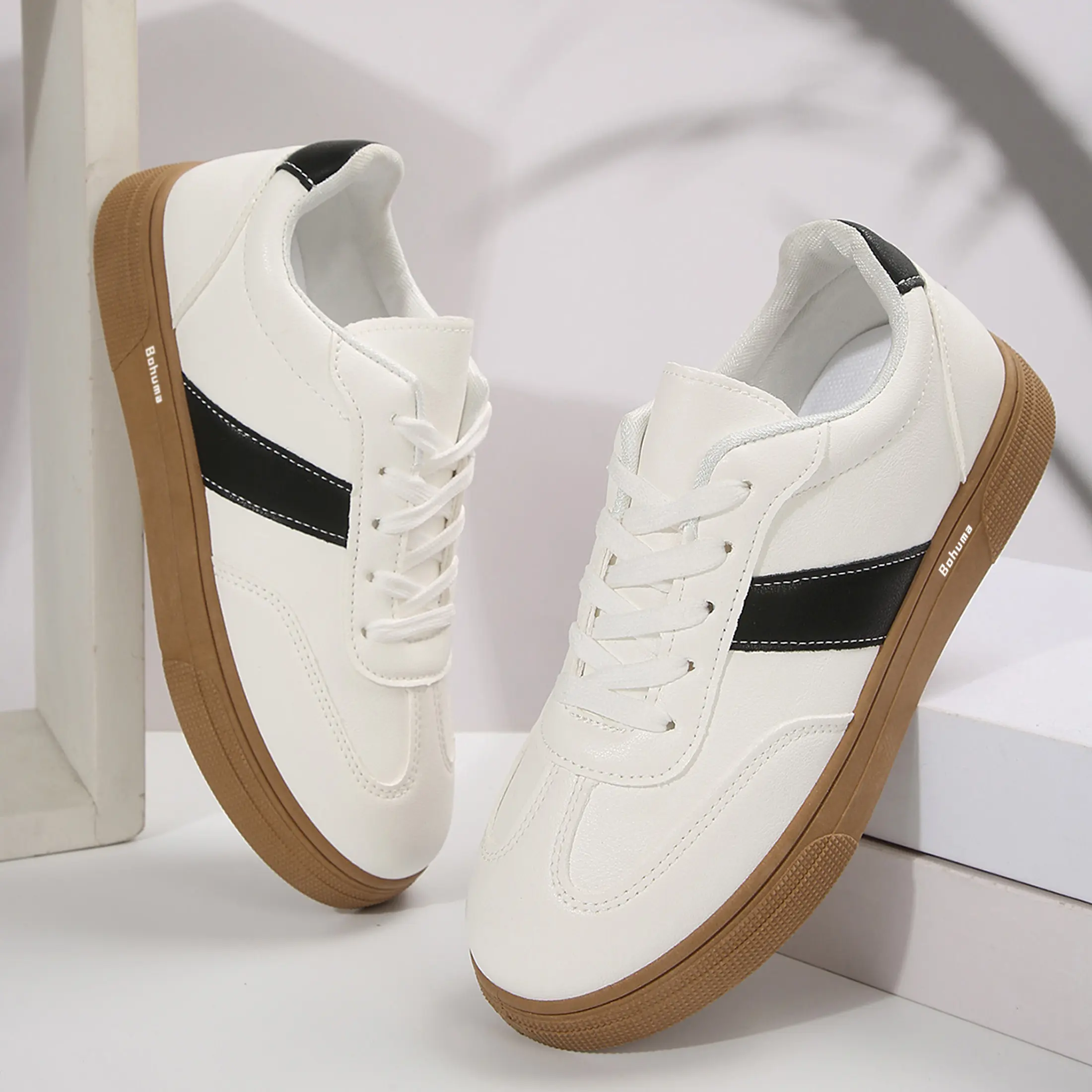 Women's Low-Top Sneakers with Contrast Black Stripes Design Springfresh