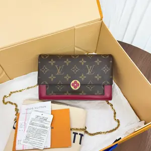 Pre-owned Louis Vuitton Leather Shoulder Bags 7.8'' R13969 Shoulder Bag C6844723833 0204 T3 Mia