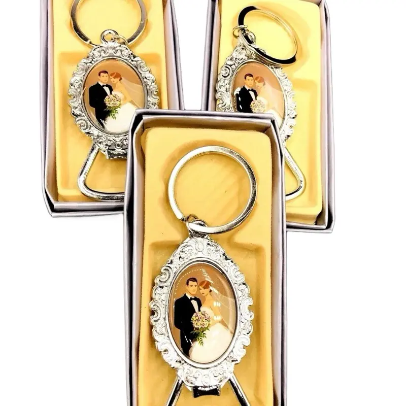 Gift & More Wedding Favors Metal Keychains - 12pcs Romantic Couple Design 2.5 Inch Keyrings in Gift Box for Special Day, Key Chain For Car Keys, Mini Keychain Party Gifts