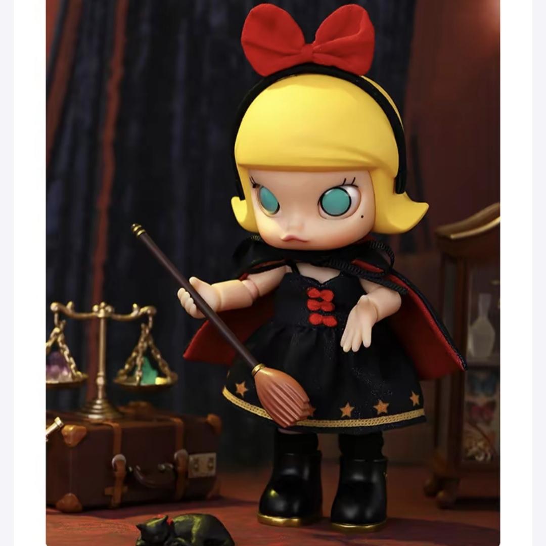 (cat10135)Molly Action Figures