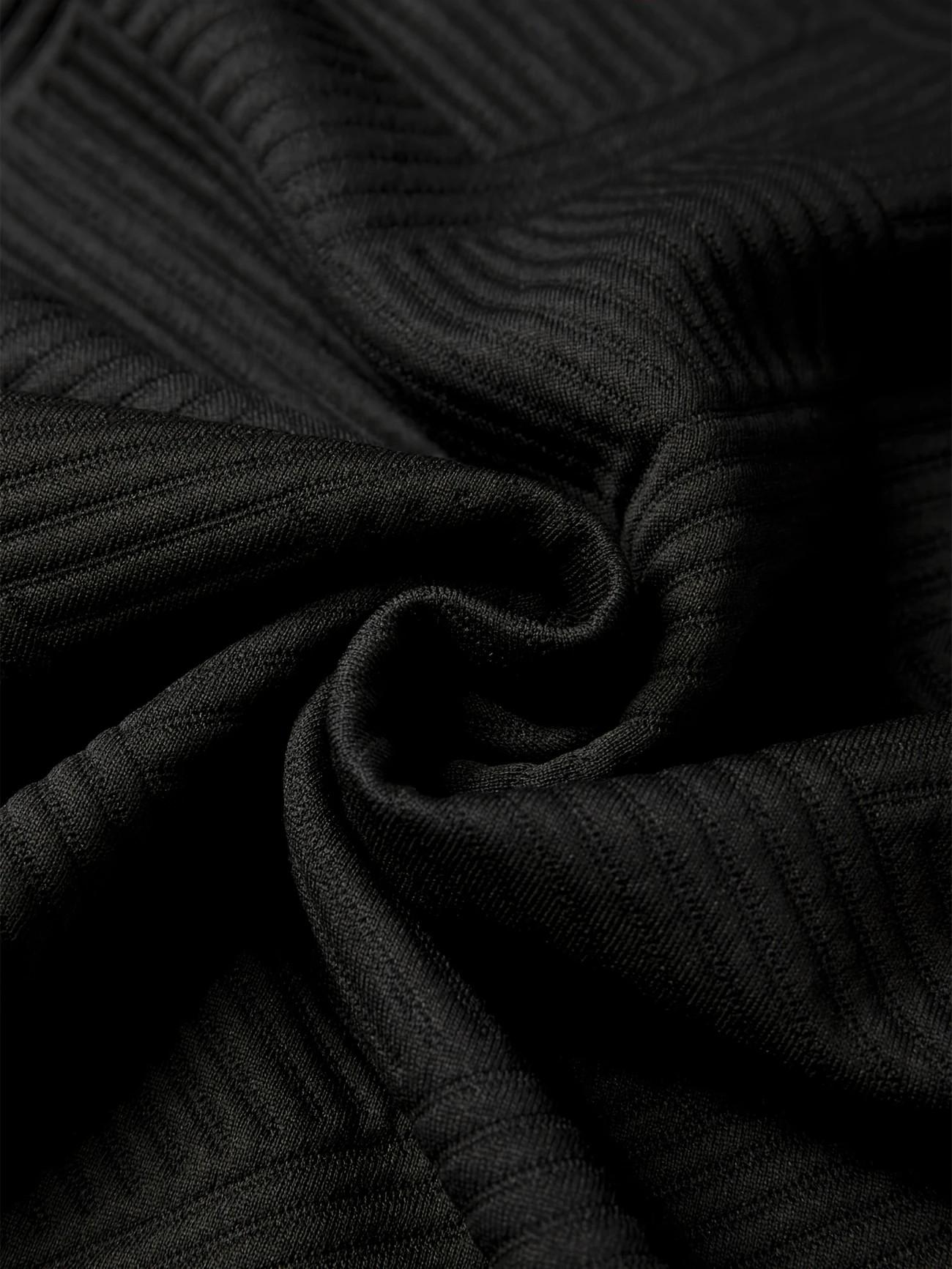 Two-piece sports set with unique button design, elegant and comfortable for daily wear