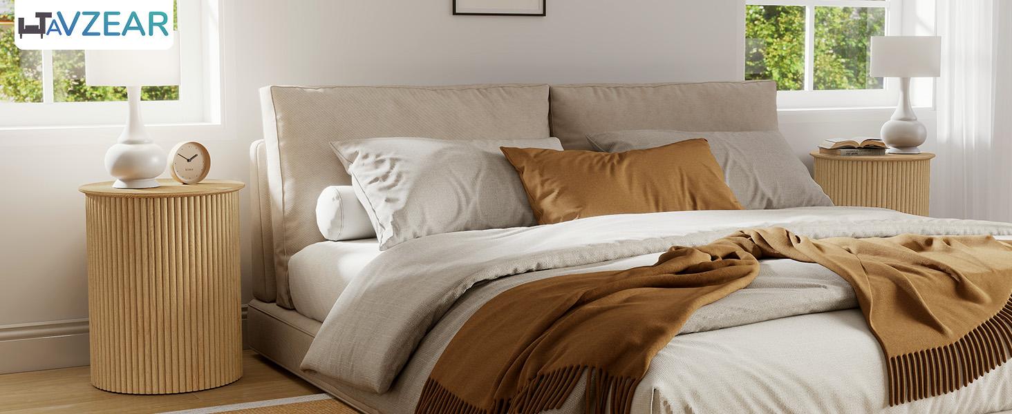 Giratree Small Round Side Table Fluted Night Stand, Mid Century Modern End Table, Circle Bedside Tables Wood Nightstands for Small Spaces, Living Room, Bedroom