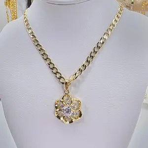 flower pendant and cuban chain size 18 inches