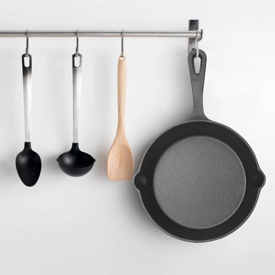 3pcs Heavy-Duty Pre-Seasoned Cast Iron Skillet Set - Non-Stick - Cookware with Ergonomic Handle, Even Heat Distribution for, Searing, Frying - Compatible with Stovetop, & Induction Burners (Indoor/Outdoor Use)