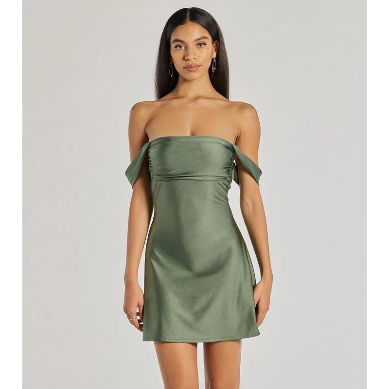 Classics Lover Off-The-Shoulder Satin A-Line Mini Dress