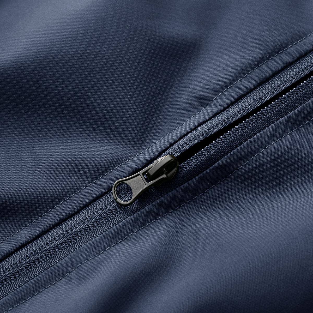 Men’s Patchwork Zip-Up Hooded Jacket – Lightweight windproof casual jacket with a soft, smooth street style, featuring contrast striped cuffs, suitable for everyday wear and outdoor commuting Casual