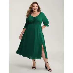 【Smocked & Flattering】 BLOOMCHIC Geometric Print Shirred Square Neck Maxi Dress 2026 Summer Vibes Swimweek